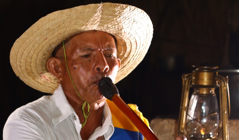 Julio Martinez "EL Lobo", gaitero homenajeado.