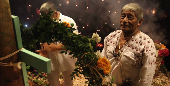 Veneración a los difuntos. Veneración a los difuntos.
