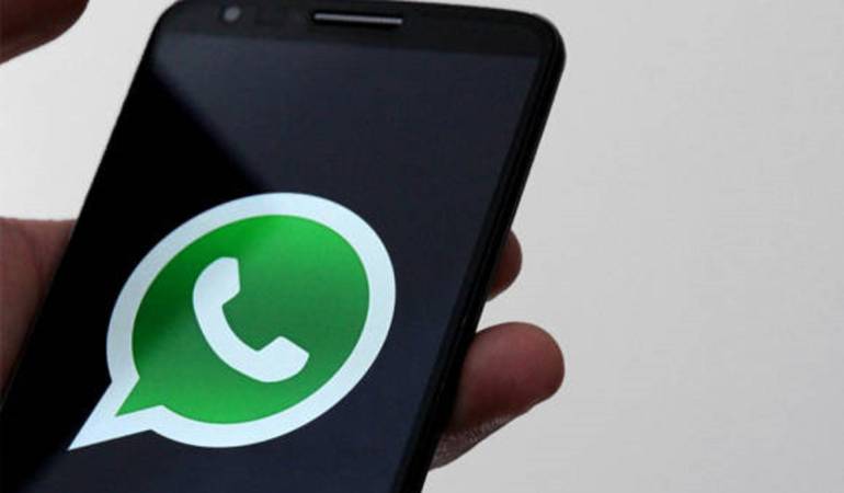 La app que permite acceder a conversaciones en WhatsApp