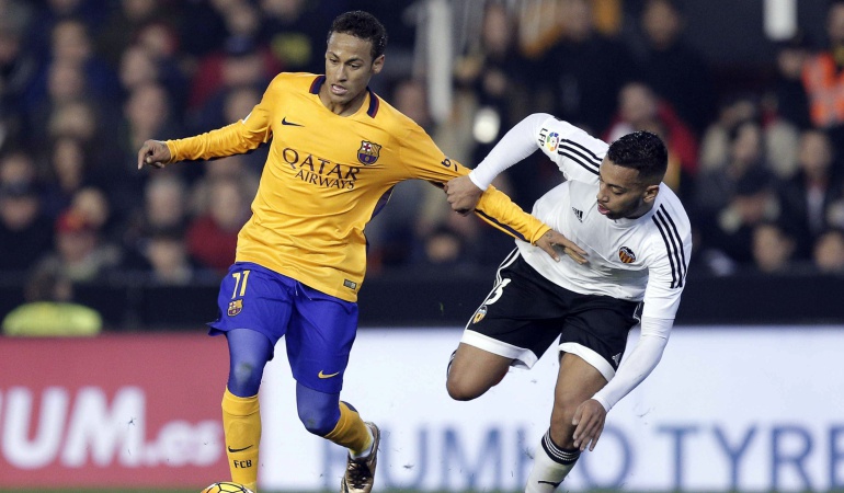 Neymar se perderá el primer partido del Mundial de Clubes, afirma su padre