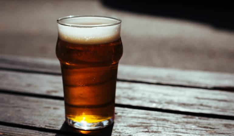 Jóvenes colombianos inician en el consumo de alcohol a los 12 años