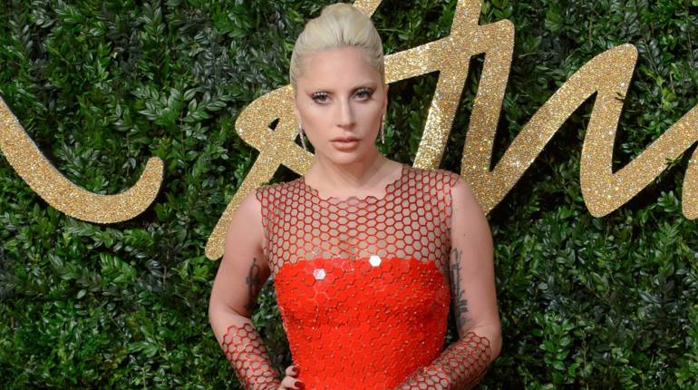 Lady Gaga, nominada en la categoría de Mejor Actriz de Serie o Película.