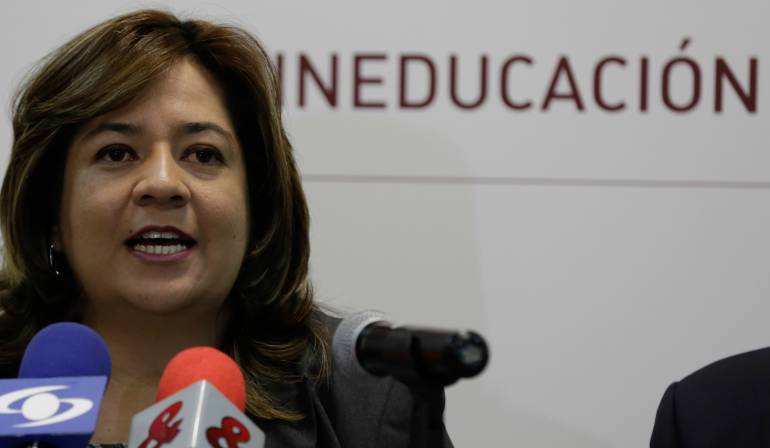 Mineducación ordenó cerrar la Universidad Indígena Intercultural de Colombia