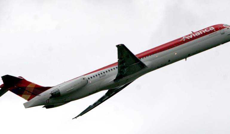 Avianca prohibió en sus aviones pasajeros con monopatines eléctricos