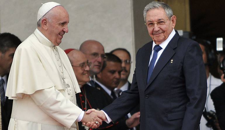 Septiembre: Viaje del papa a EE.UU. Cuba y accidente en La Meca