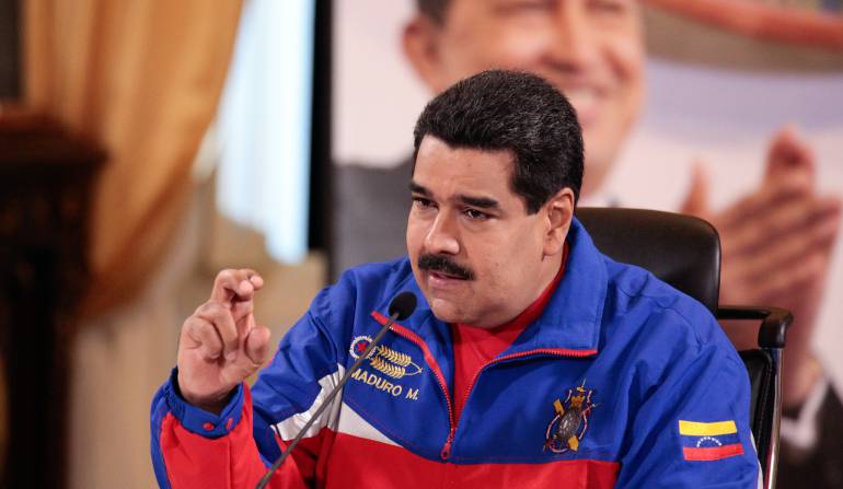 Junio: Nicolás Maduro, suspende visita al Vaticano por "recomendación médica"