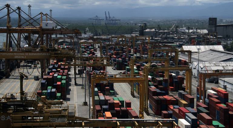 Fondo Monetario Internacional Alza de las tasas de interes decrecimiento de la economia: FMI prevé crecimiento económico mundial decepcionante en el 2016