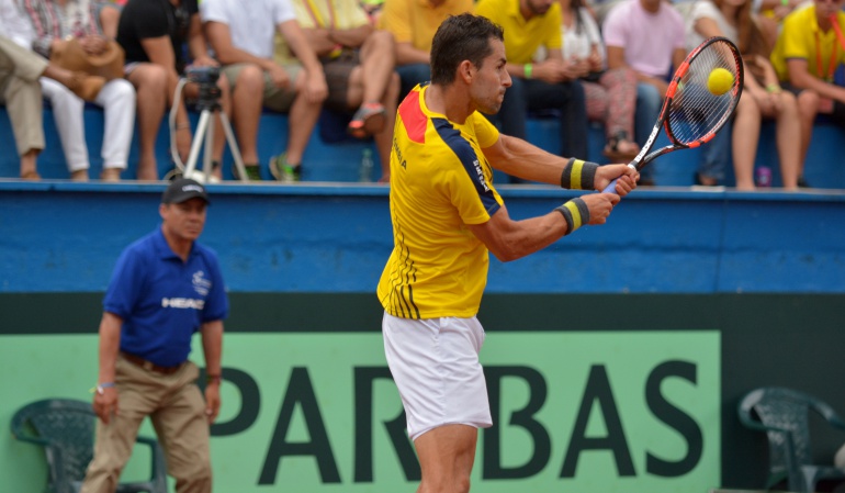 Santiago Giraldo Lukas Rosol: Santiago Giraldo inició el año con una derrota ante Lukas Rosol