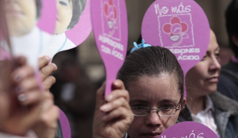 En Tunja familiares de víctimas de feminicidios exigen justicia: En Tunja familiares de víctimas de feminicidios exigen justicia