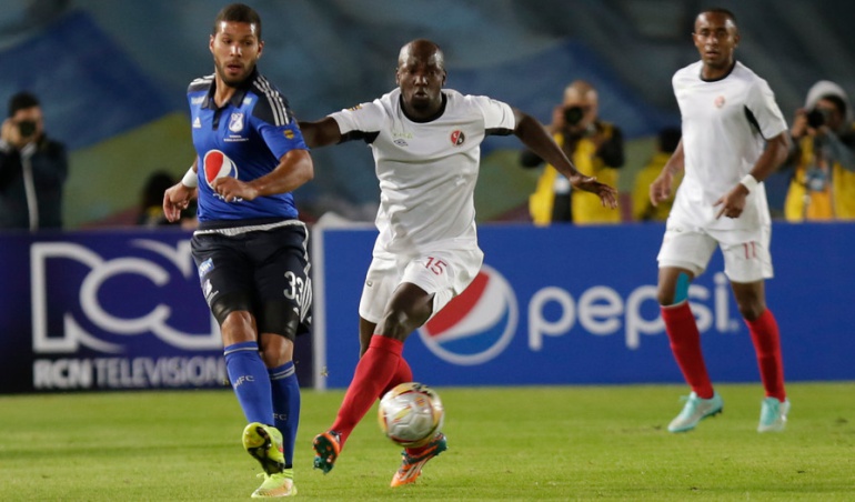 Oswaldo Henríquez Sport: Oswaldo Henríquez se pone a prueba con el Sport