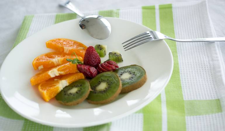 ¿Se puede adelgazar cambiando los horarios de las comidas?