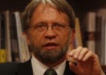Verdes anuncian acciones legales para defender curul de Mockus