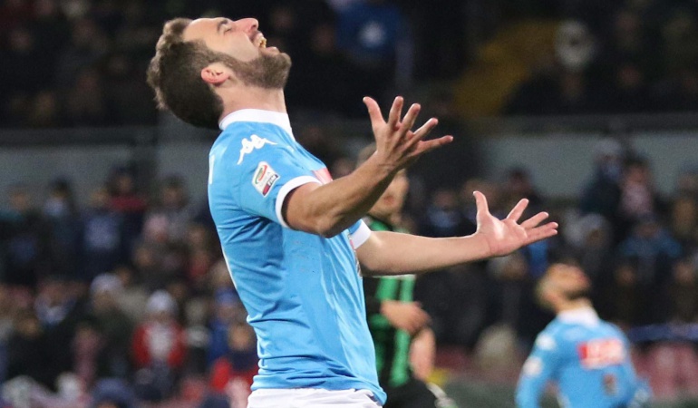 Nápoles Sassuolo fútbol italiano: Nápoles venció 3-1 al Sassuolo y reforzó su liderato de la Serie A