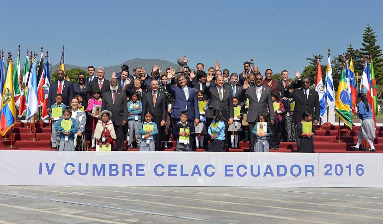 Países de Celac dispuestos a participar en Misión de Verificación: Santos