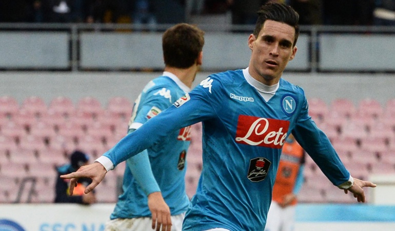 Nápoles golea al Empoli y recupera el liderato de la Serie A