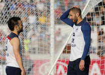 Jueza podría quitar medidas cautelares a Benzema en el caso de chantaje