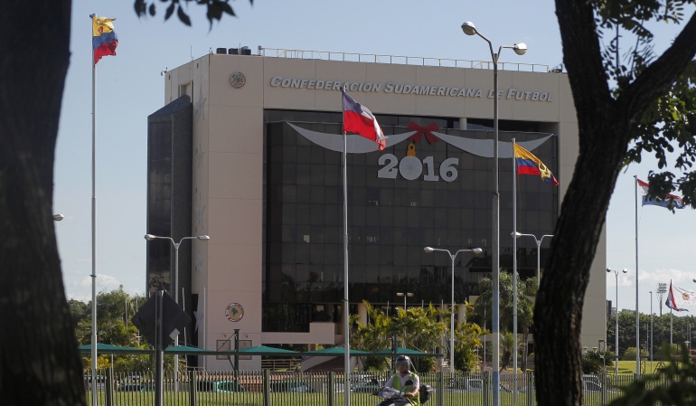 Conmebol Copa Centenario: Conmebol aplica "amnistía" a clubes y jugadores con motivo de Copa Centenario
