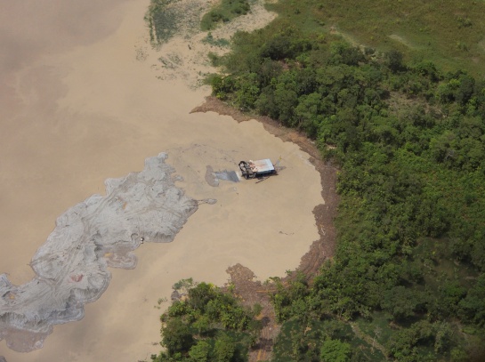 Chocó Minería Ilegal: Las secuelas de la minería ilegal en Chocó y Cauca Chocó Minería Ilegal: Las secuelas de la minería ilegal en Chocó y Cauca