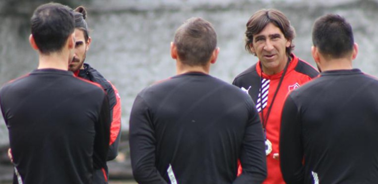 Gustavo Costas, DT de Atlas