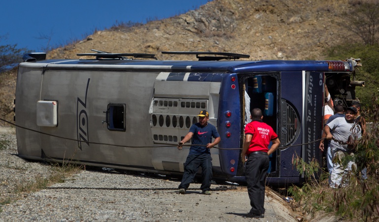Toranzo accidente bus Huracán: Presidente de Huracán desmiente amputación de los dedos de Toranzo