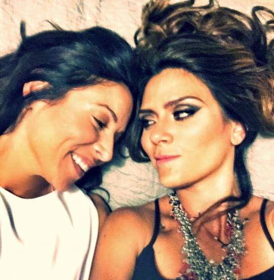 Kany García se declara lesbiana, presenta a su novia Jocelyn Troche en San Valentín: Kany García revela que es lesbiana y presenta a su novia en redes Kany García se declara lesbiana, presenta a su novia Jocelyn Troche en San Valentín: Kany García revela que es lesbiana y presenta a su novia en redes