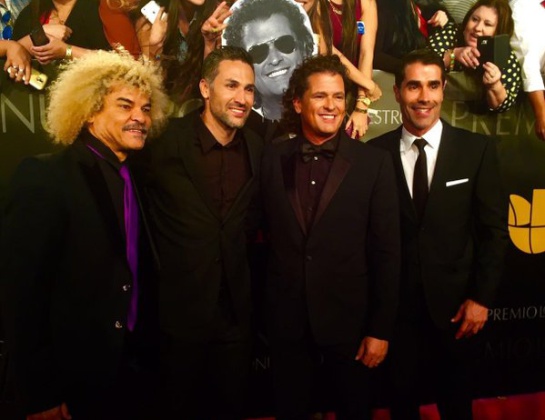 Carlos Vives recibe Premio a la Excelencia en Premios Lo Nuestro junto a Maluma, J Balvin, Fonseca y futbolistas: Carlos Vives une la música y el fútbol en los Premios Lo Nuestro Carlos Vives recibe Premio a la Excelencia en Premios Lo Nuestro junto a Maluma, J Balvin, Fonseca y futbolistas: Carlos Vives une la música y el fútbol en los Premios Lo Nuestro