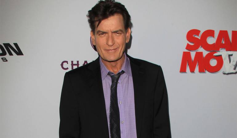 Charlie Sheen se arrepiente de haber insultado a Chuck Lorre: Charlie Sheen culpa a la crema de testosterona por su mal comportamiento