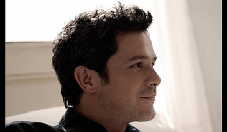 Alejandro Sanz en México: "La persona que presencia el maltrato y no hace nada también es un canalla" : Alejandro Sanz