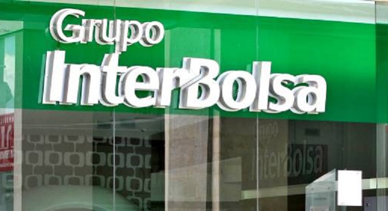 El superintendente Financiero indicó que está a disposición de la Fiscalía.