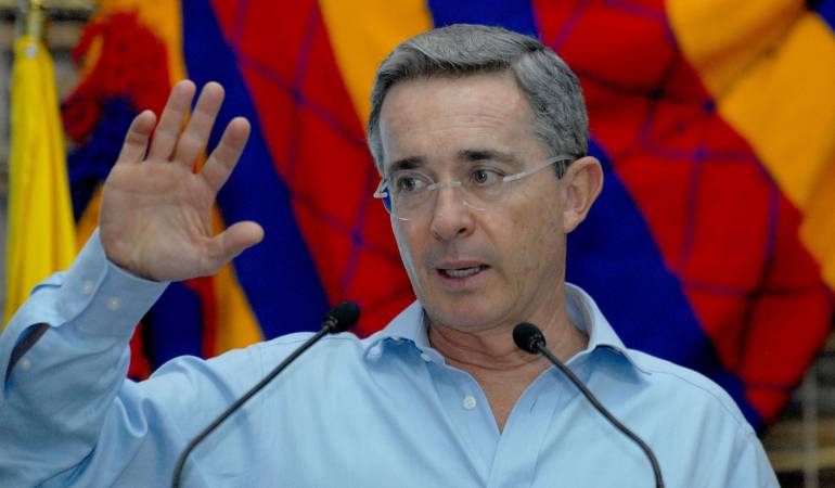 Santiago Uribe es un preso político y el fiscal un político rabioso: Uribe