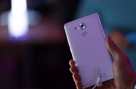 Huawei Mate 8 aterrizó en Colombia: Llegó a Colombia el smartphone que promete autonomía de dos días Huawei Mate 8 aterrizó en Colombia: Llegó a Colombia el smartphone que promete autonomía de dos días
