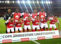 Con el regreso de Otálvaro, Santa Fe recibe a Cobresal por Copa Libertadores