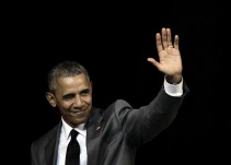 Obama, en español: "Le ofrezco al pueblo cubano un saludo de paz"