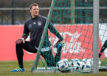 Manuel Neuer celebra sus 30 años