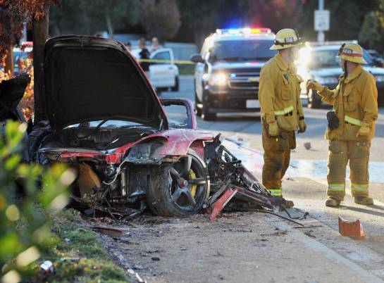 Paul Walker: Porsche no tuvo la culpa del accidente del actor: Muerte de Paul Walker no fue por fallas en el vehículo Paul Walker: Porsche no tuvo la culpa del accidente del actor: Muerte de Paul Walker no fue por fallas en el vehículo