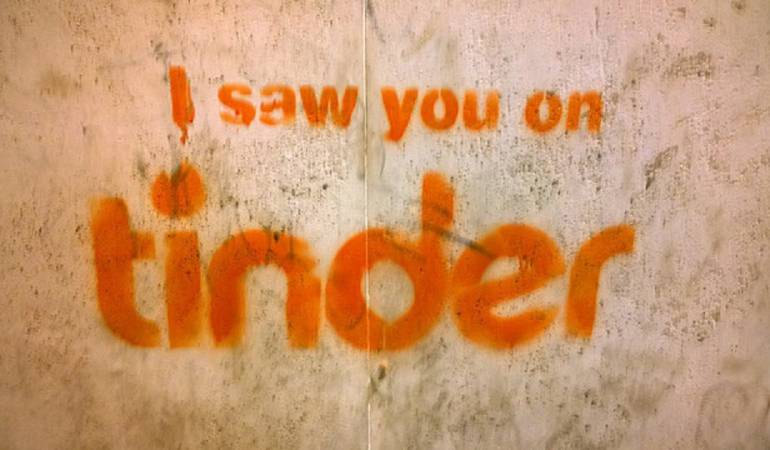 Conozca si su pareja posee un perfil en Tinder gracias a Swipebuster