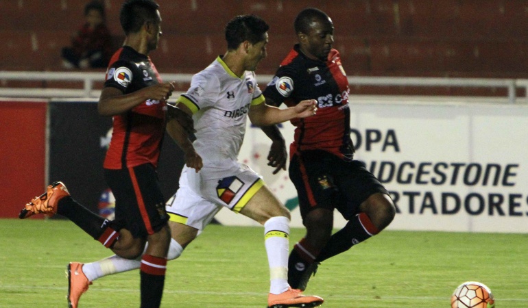 Hinchas Colo Colo detenidos Perú disturbios: Hinchas de Colo Colo, detenidos en Perú por causar disturbios