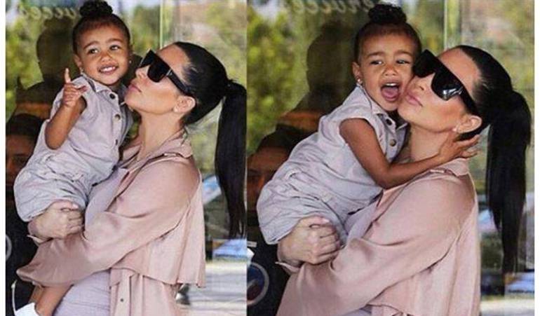 Kim Kardashian ignora a su hija West por fijarse en su celular: Kim Kardashian es criticada por ignorar caída de su hija y estar más pendiente del celular