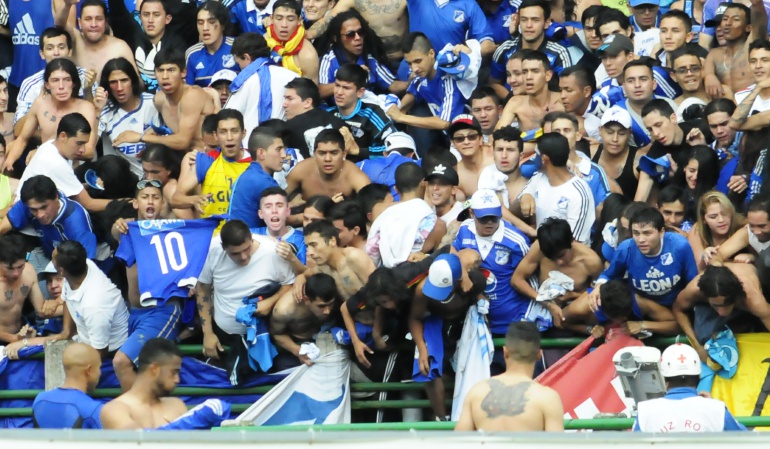 Barras Millonarios disculpas Manizales estadio Palogrande: Barras de Millonarios ofrecen disculpas en Manizales y trabajan en daños causados