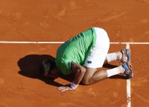 Vesely sorprende a Djokovic en la segunda ronda