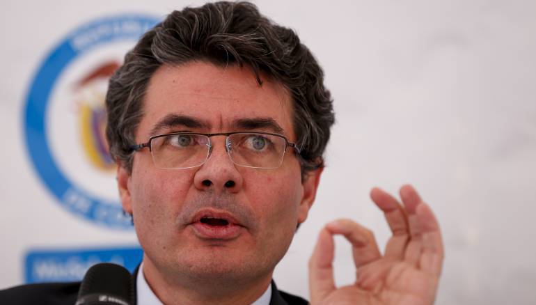 Hueco fiscal en salud se mantiene en 5.3 billones de pesos