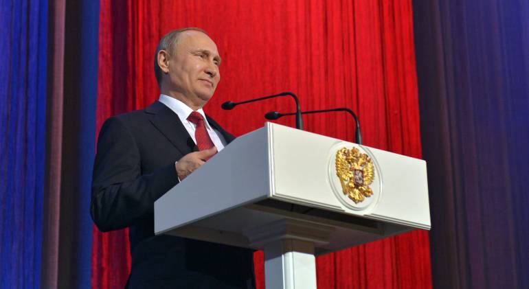 Presidente ruso Vladímir Putin durante su intervención en el Día del Cosmonauta con motivo del 55 aniversario del primer viaje del hombre al espacio, el del soviético Yuri Gagarin.