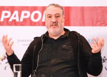 Spencer Tunick desnudará a Bogotá