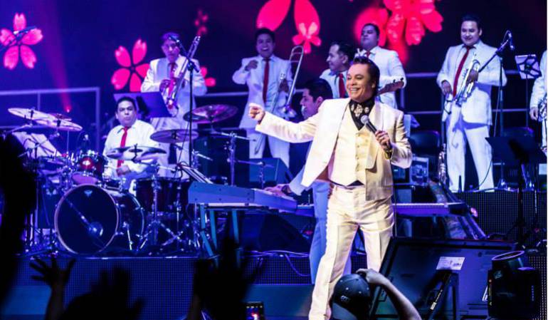 Billboard Latinos: Juan Gabriel será galardonado con el Premio Estrella de los Billboard Latinos