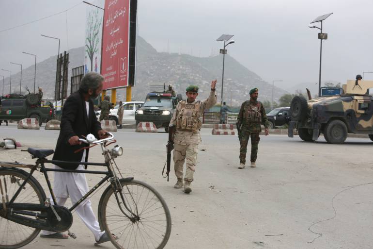 Atentado suicida con bomba en el centro de Kabul