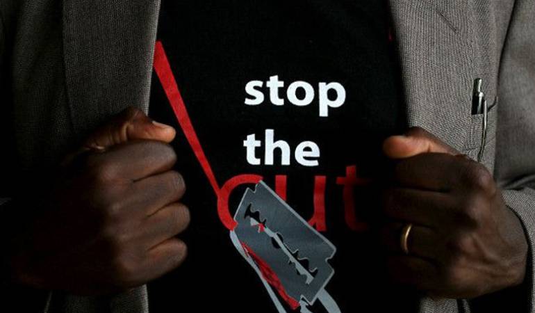 Cómo viven las mujeres después de una mutilación genital: Cómo es orinar, menstruar y parir cuando se ha sufrido una mutilación genital