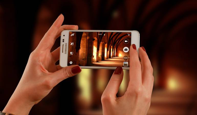 Tipo de limpieza para aparatos electrónicos: Cómo limpiar la pantalla del celular y otros dispositivos electrónicos sin dañarla