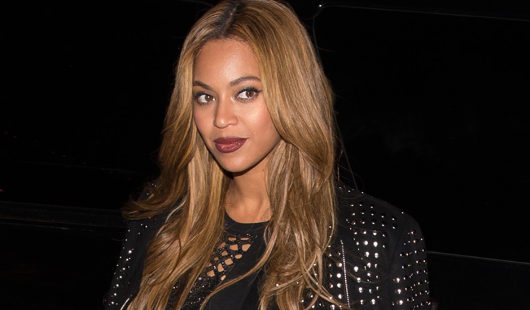 Beyoncé da indicios de la infidelidad de Jay Z en 2008: Beyoncé aviva rumores sobre la infidelidad de Jay Z en su nuevo disco