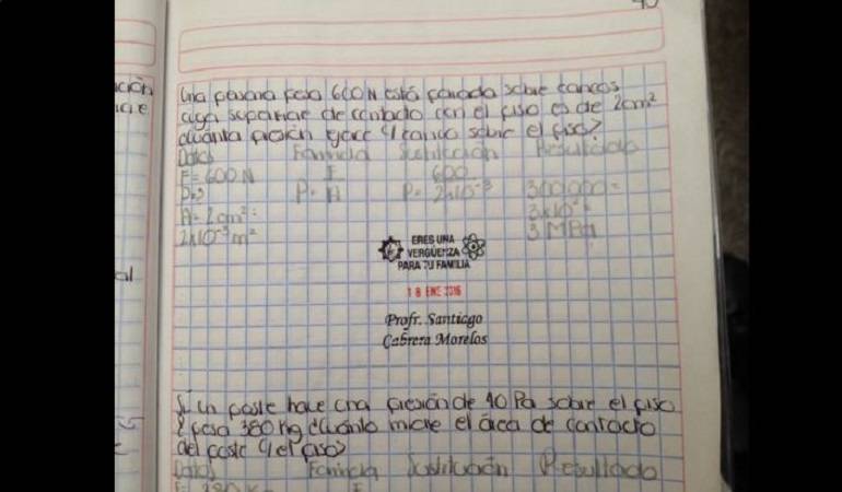Sellos de profesor: Profesor le hace matoneo a sus alumnos con sus calificaciones