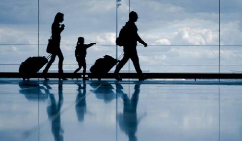 Colombianos podrán viajar sin visa a siete territorios franceses de ultramar